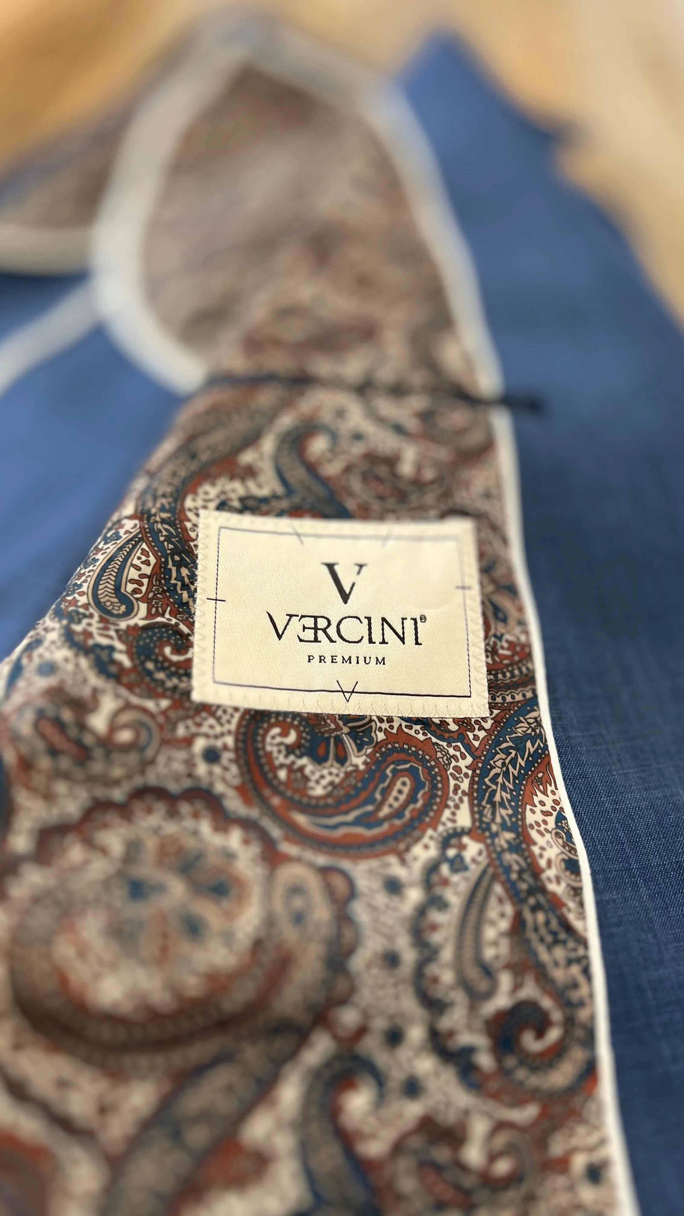 Vercini Classic Blue Textured Slim Fit Suit